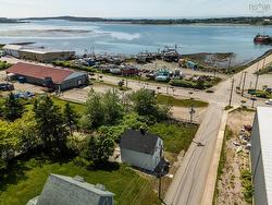7 Pearl Street  Yarmouth, NS B5A 3M4