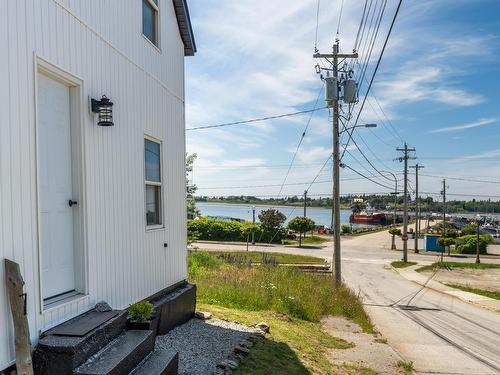7 Pearl Street, Yarmouth, NS 