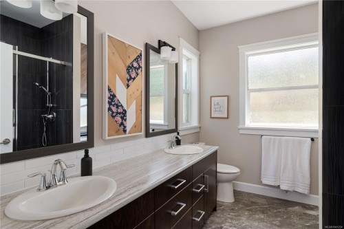 6069 Clements Rd, Duncan, BC 