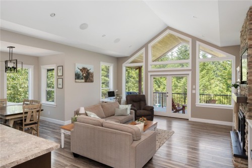 6069 Clements Rd, Duncan, BC 