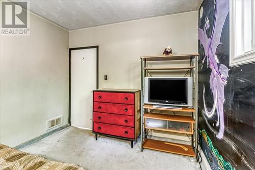 32 Fraser Avenue, Onaping, ON 