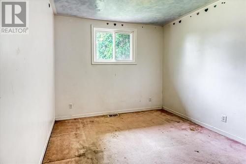 32 Fraser Avenue, Onaping, ON 