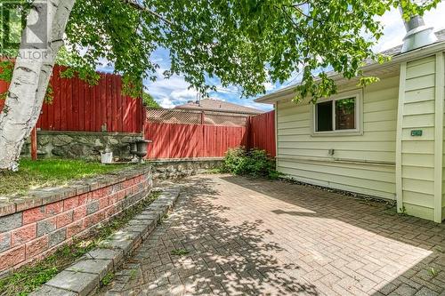 32 Fraser Avenue, Onaping, ON 