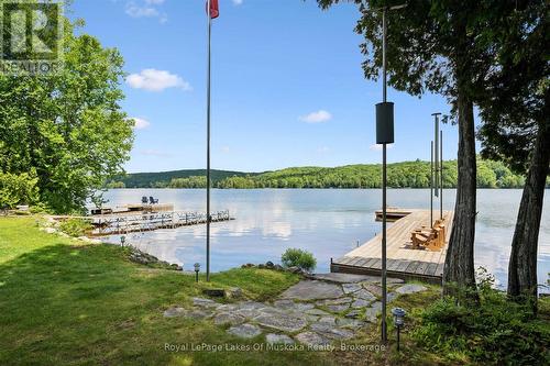 Level waterfront - 44 Hillcrest Lane, Perry, ON 