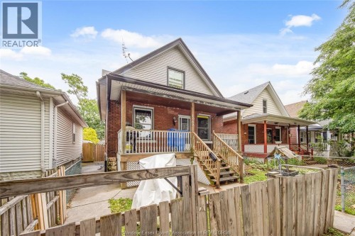 1066 Hickory, Windsor, ON 