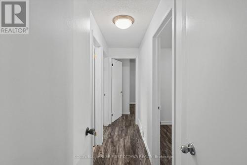 Main floor hallway. - 12 Bradgate Drive, Ottawa, ON 