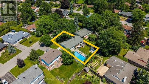 Fantastic oversized lot w fully pvt backyard. - 12 Bradgate Drive, Ottawa, ON 