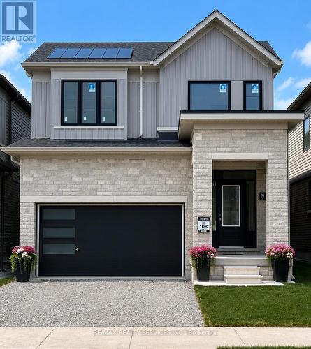 39 PRUDHOE TERRACE  Barrie, ON L9J 0W2