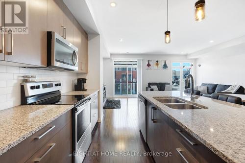 Kitchen - 554 Labrador Crescent, Ottawa, ON 