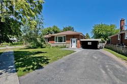 53 BERGEN ROAD Toronto, ON M1P 1S1