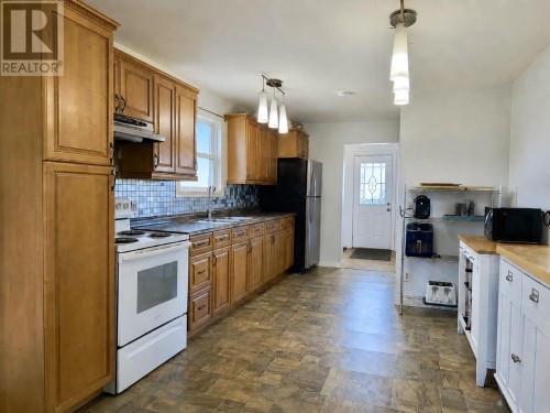 80 Farm Road, Deep Bight, NL 