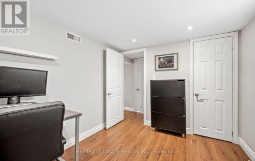 Bedroom 4 with closet - 5 Mendip Crescent, Toronto, ON 