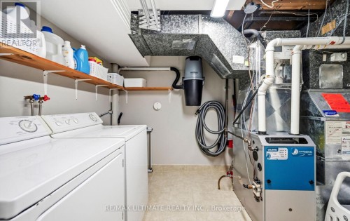 Laundry & utility room combined with great storage - 5 Mendip Crescent, Toronto, ON 