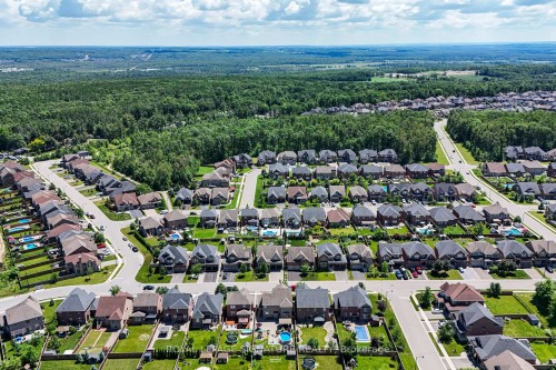 26 Marks Road, Springwater, ON 