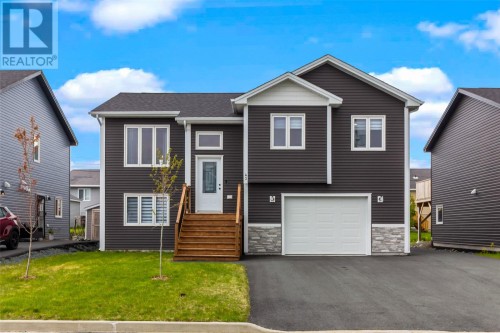 43 Quantum Drive  Paradise, NL A1L 0V6