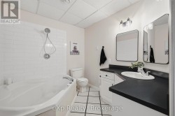 Ensuite Bathroom - 