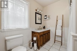 Bathroom/ Laundry - 