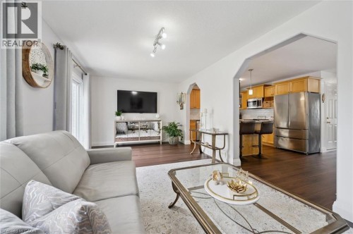 127 Everglade Crescent, Kitchener, ON 