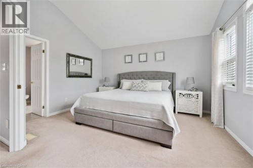 127 Everglade Crescent, Kitchener, ON 