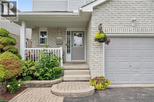 127 Everglade Crescent, Kitchener, ON 