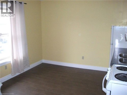 947 Main Street E, Hamilton, ON 