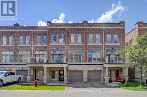 38 ARBOREA LANE  Whitchurch-Stouffville, ON L4A 1X1