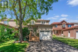 1457 ANTON SQUARE Pickering, ON L1V 5S5