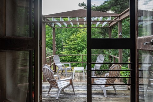 Terrasse - 710 Ch. Rosenberry, Sutton, QC 