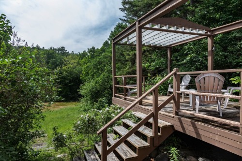 Balcon - 710 Ch. Rosenberry, Sutton, QC 