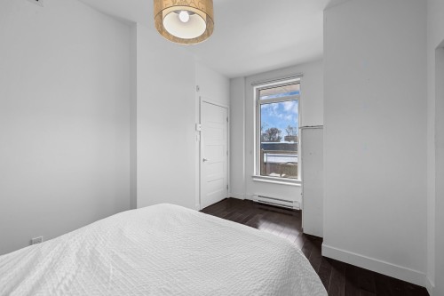 Bedroom - 304-5865 Av. De Monkland, Montréal (Côte-Des-Neiges/Notre-Dame-De-Grâce), QC - Indoor Photo Showing Bedroom