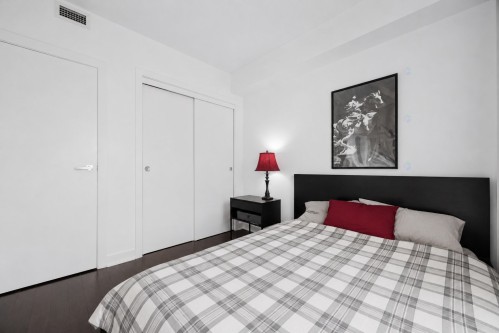 Bedroom - 502-1239 Rue Drummond, Montréal (Ville-Marie), QC - Indoor Photo Showing Bedroom