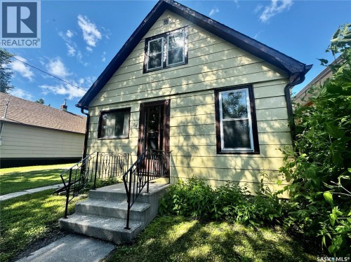 262 Third Avenue N, Yorkton, SK 