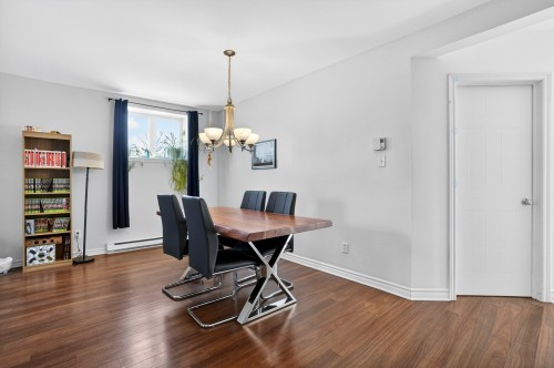 Salle à manger - 820 Boul. Lafortune, L'Assomption, QC 