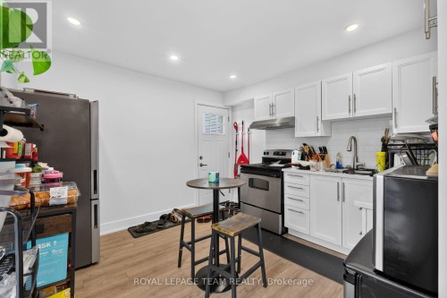 Unit 2 offers 2nd exit point from 2nd level - 169 Florence Street, Ottawa, ON 