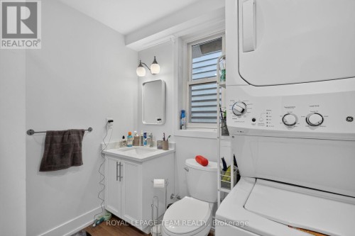 Washroom and laundry upper level unit - 169 Florence Street, Ottawa, ON 