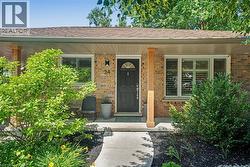 34 RANDALL Road  Cambridge, ON N3C 1S1