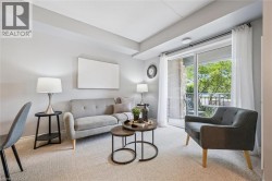 67 KINGSBURY Square Unit# 111  Guelph, ON N1L 0L3