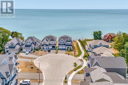 19 Twelve Trees Court, Prince Edward County (Wellington Ward), ON 