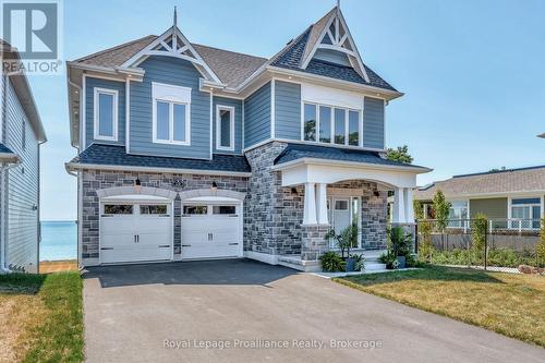 19 Twelve Trees Court, Prince Edward County (Wellington Ward), ON 