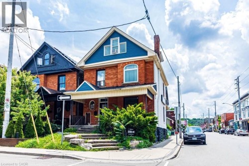 35 Pine Street, Hamilton, ON 