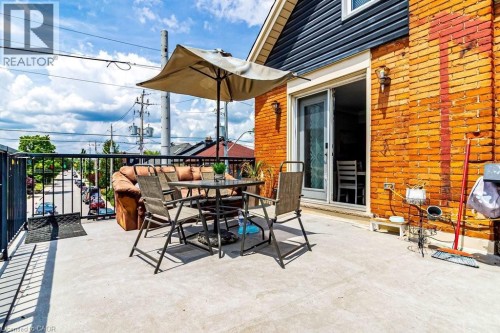 35 Pine Street, Hamilton, ON 