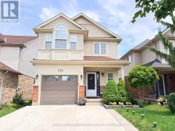 729 GRAND BANKS DRIVE  Waterloo, ON N2K 4M2