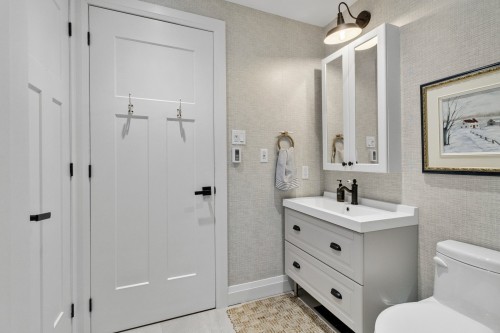 Salle de bains - 230 Rue René, Magog, QC 