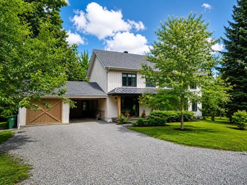 Extérieur - 230 Rue René, Magog, QC 