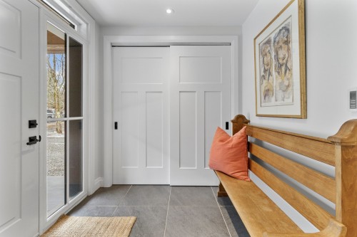 Hall d'entrée/Vestibule - 230 Rue René, Magog, QC 