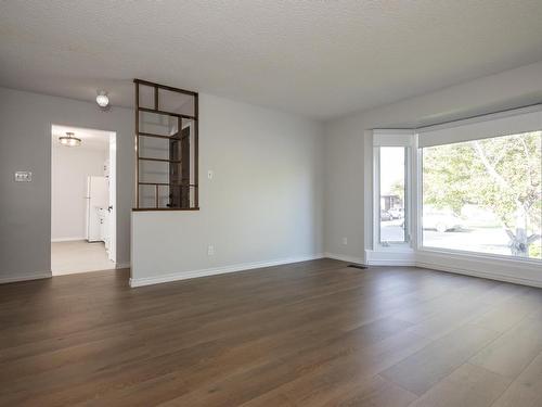 103 Elron Cres, Thunder Bay, ON 