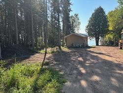 2415 SCOTT Drive  Mcgregor Shuniah, ON P7A 0Y7