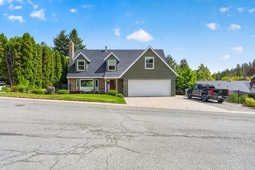 696 Gleneagles Drive  Kamloops, BC V2E 1Z1