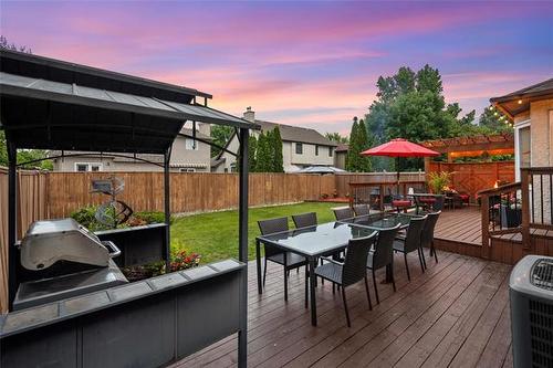 779 Lindenwood Dr, Winnipeg, MB 