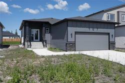 107 Oshanski PL  West St Paul, MB R4A 0H6